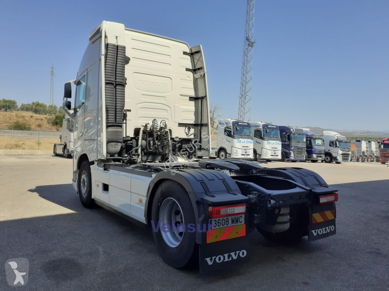 Tracteur Volvo 4