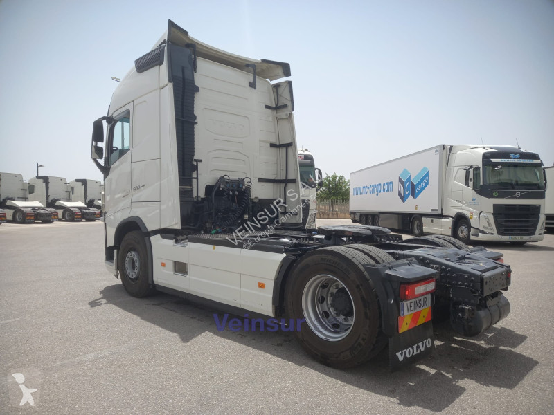 Tracteur Volvo 4