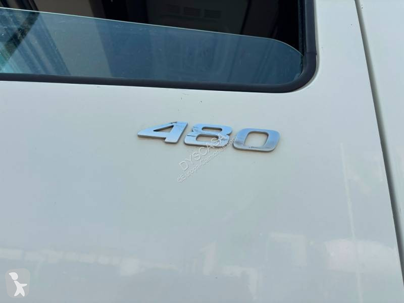 Nyergesvontató DAF 480