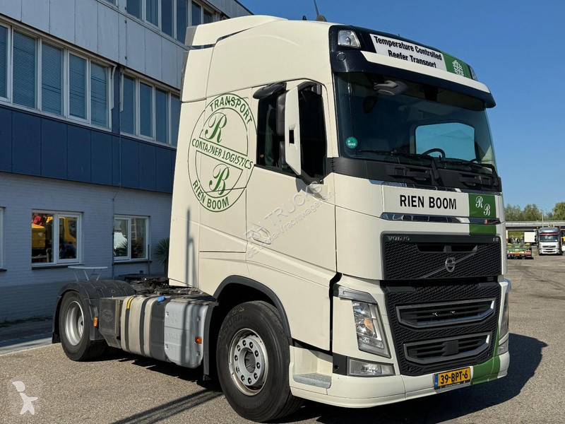Trekker Volvo 460 4X2 EURO 6 + TRS COOLING