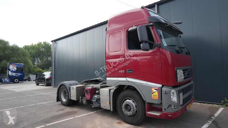 Trattore Stradale Volvo 420 ADR tractor unit...