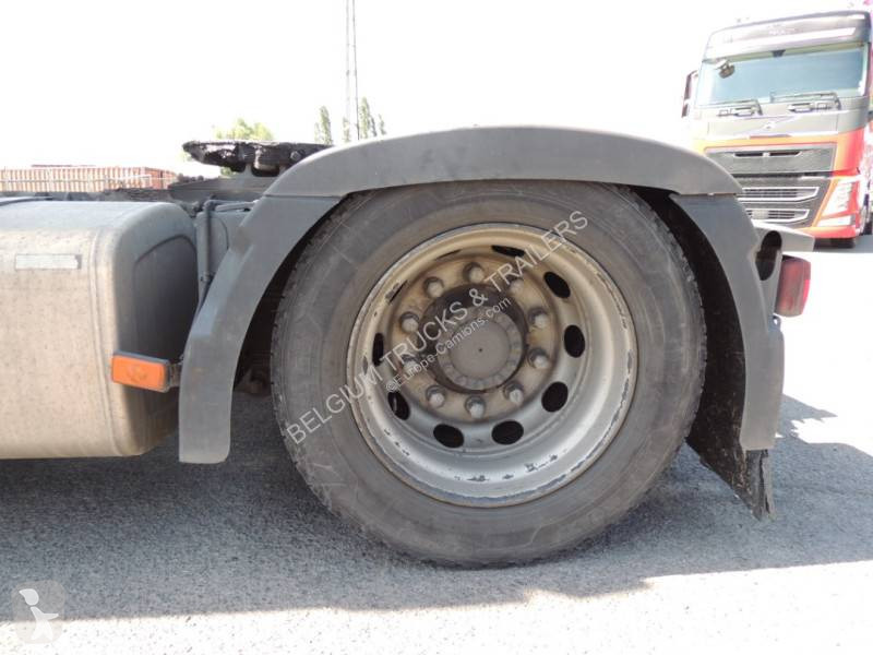 جرار Volvo