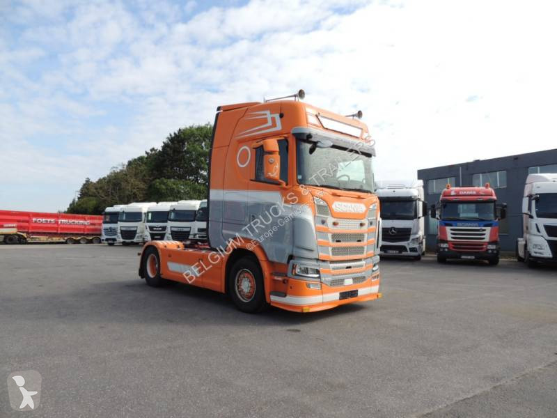 جرار Scania