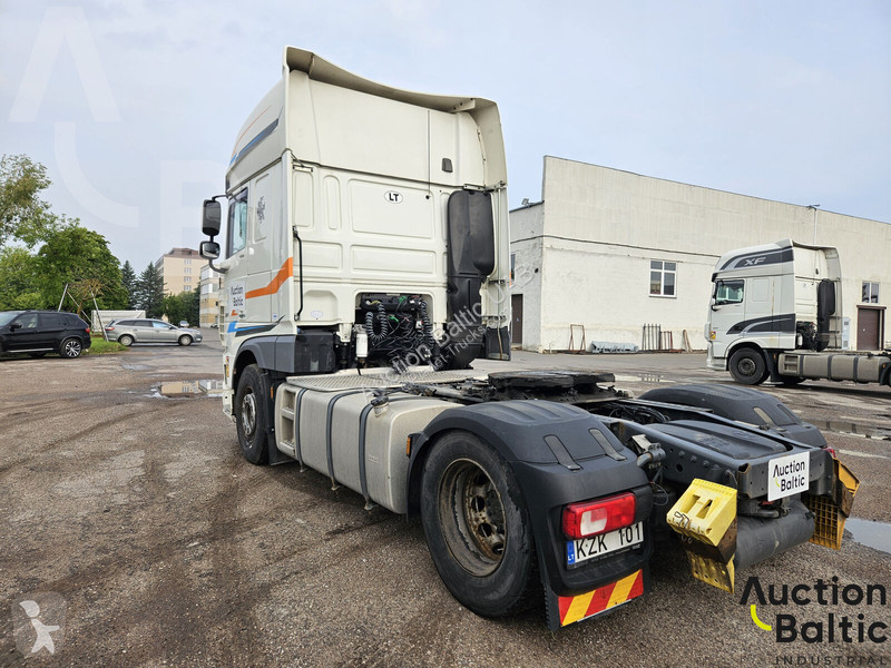 جرار DAF XF  FT