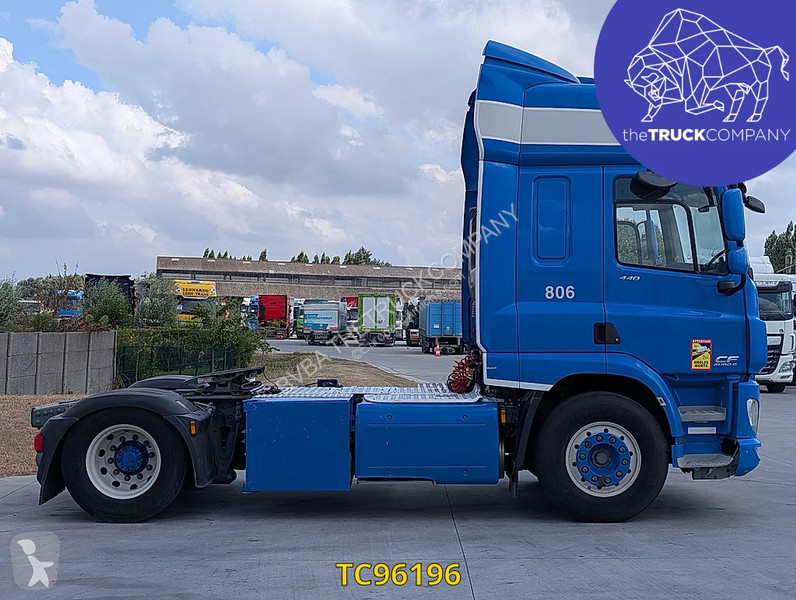 جرار DAF 440