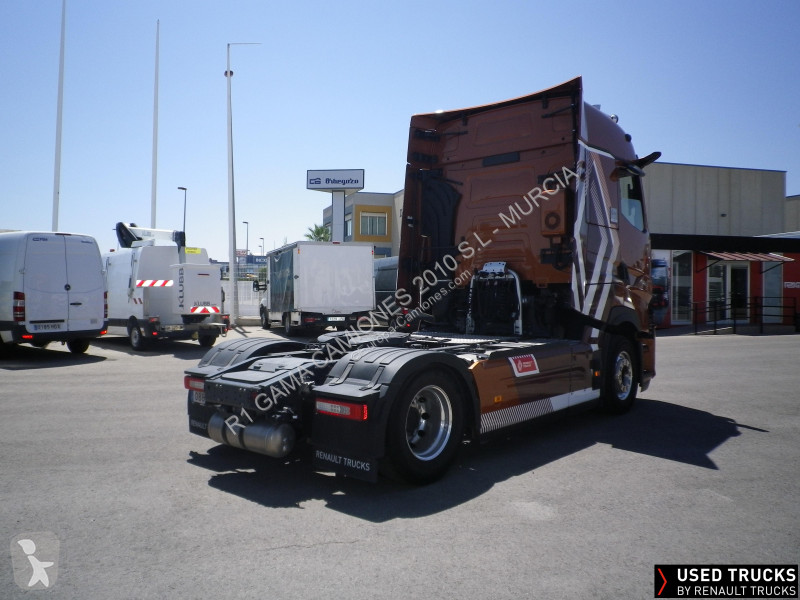 جرار Renault