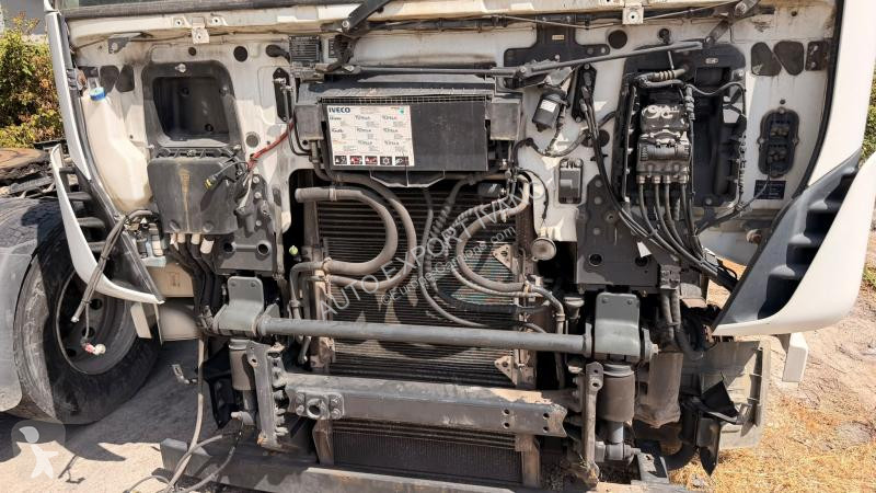 جرار Iveco 480