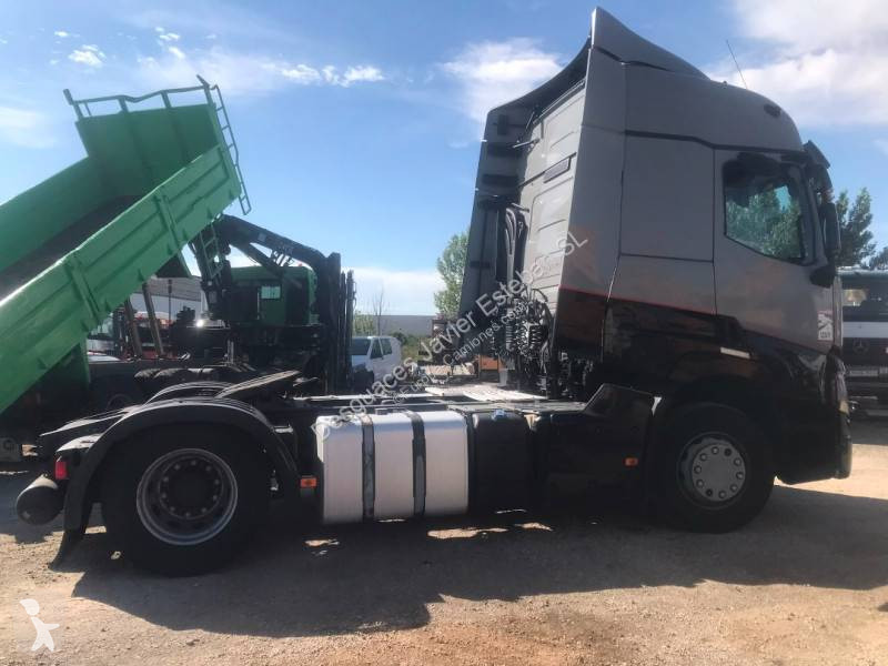جرار Renault