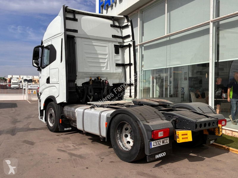 Tracteur Iveco  490 AUTOM INTARDER, 24 MESES DE...