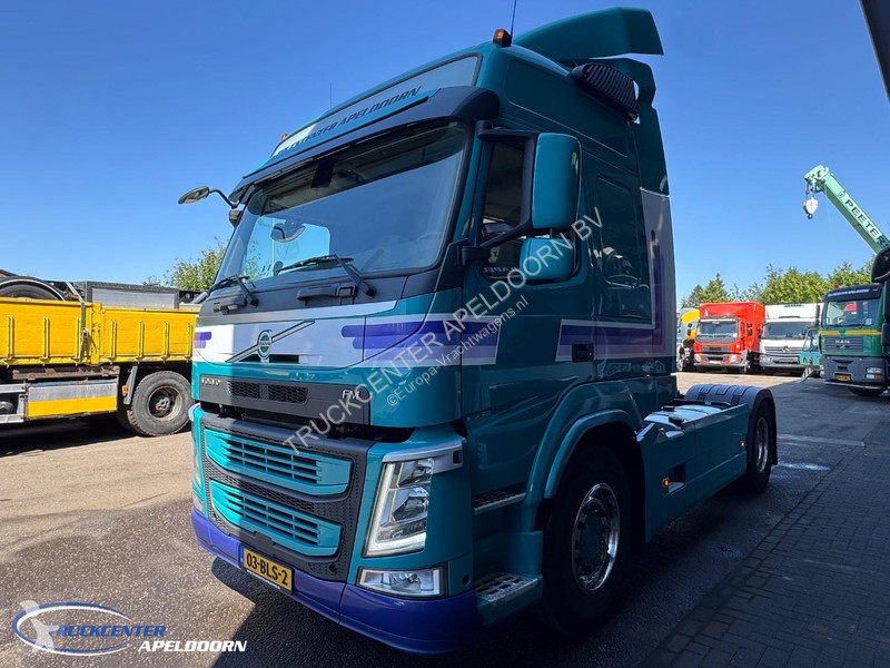 جرار Volvo Globetrotter 4x2
