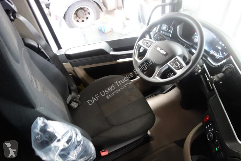 Cabeza tractora DAF XG  FT 4X2