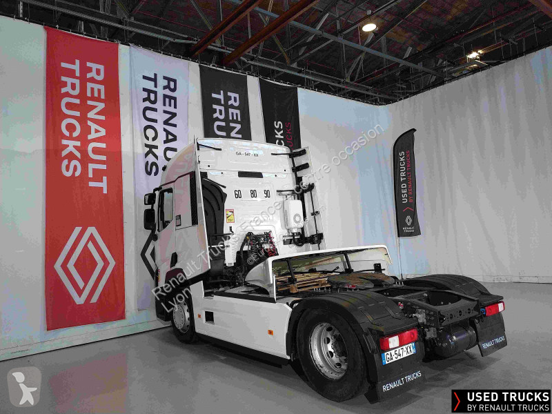جرار Renault