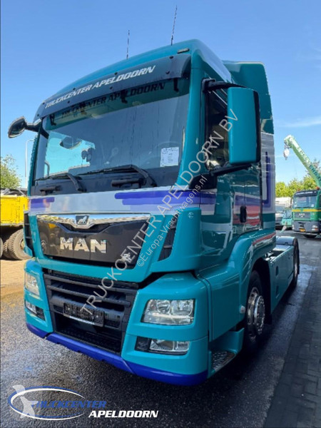 جرار MAN 360HP 4x2 tractor