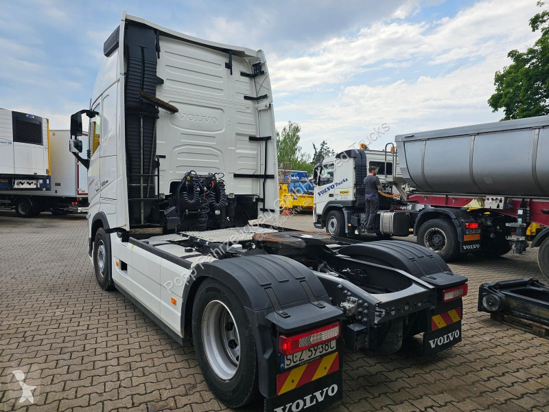 جرار Volvo 500 4x2*Globetrotter XL, Standklima...