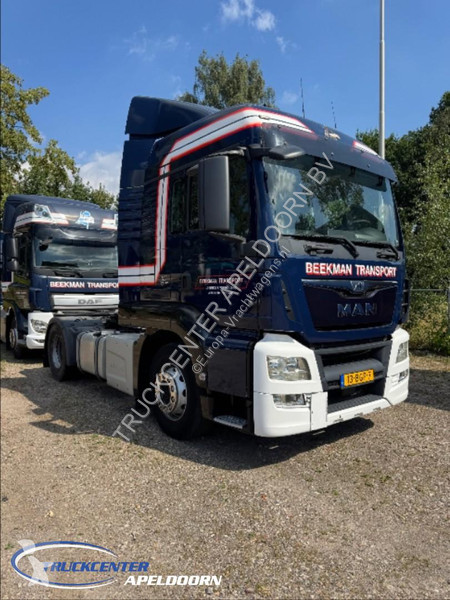 جرار MAN 320HP 4x2 tractor