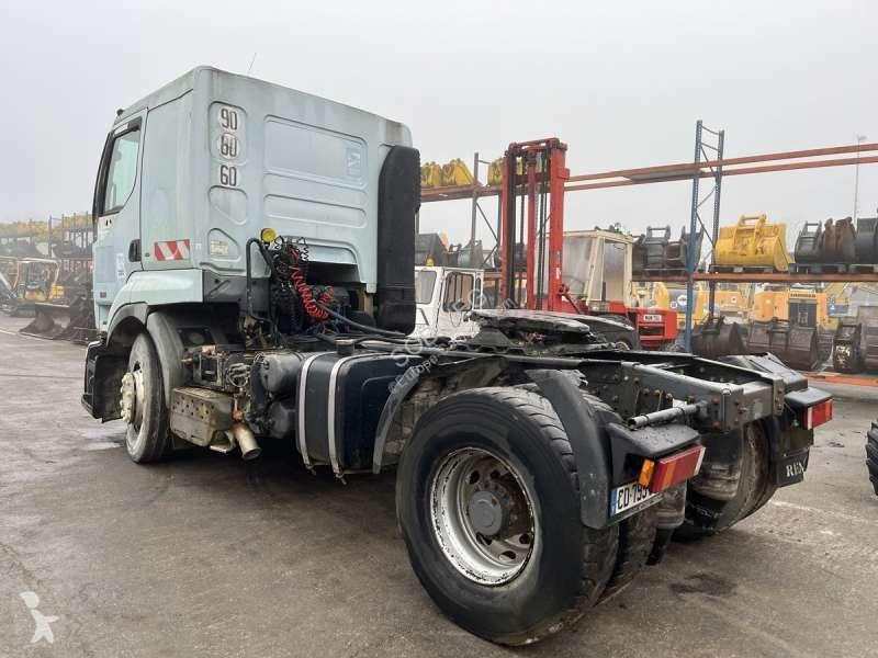 جرار Renault PREMIUM .19 DCI 4X2
