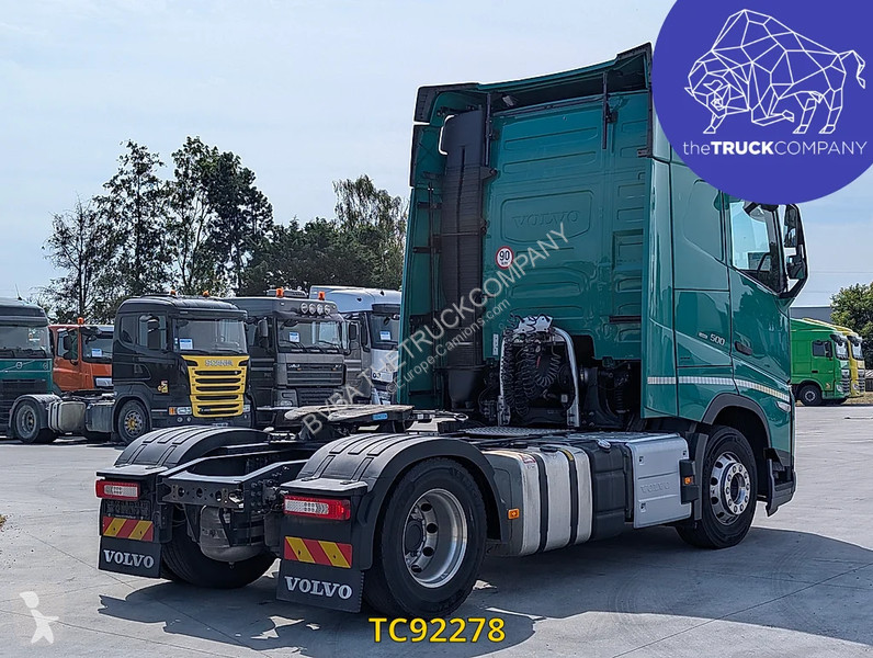 جرار Volvo 500