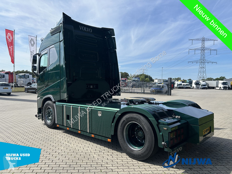 جرار Volvo 500 TC 4x2 Showtruck + I-Park