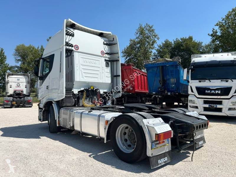 جرار Iveco