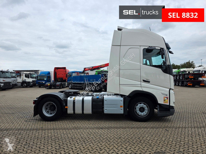 جرار Volvo 500 | 6E | Teilledersitze |...