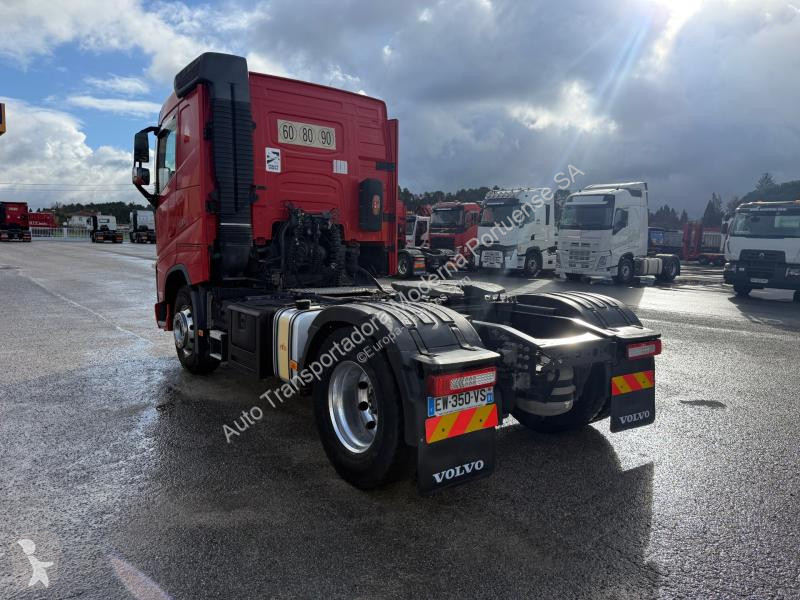 جرار Volvo 500