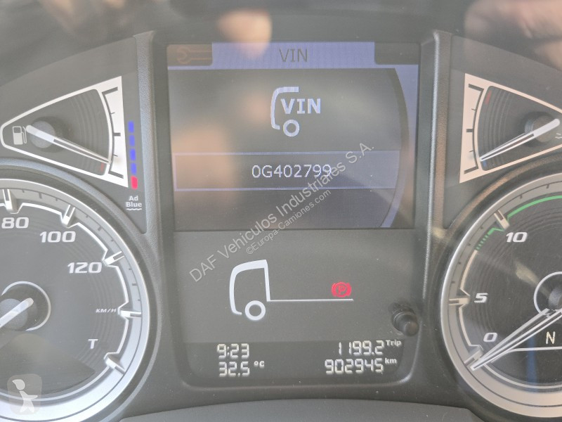 جرار DAF CF  FT 4X2