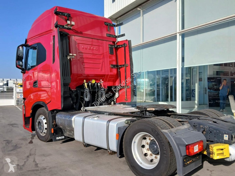 Traktor Iveco  460 AUTOMATICO CON INTARDER