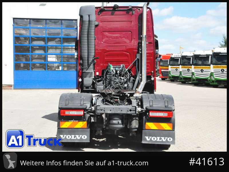 Влекач Volvo FH 540 4x4H X-Trac Navi TV Leder...