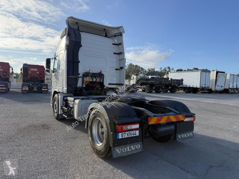جرار Volvo 500