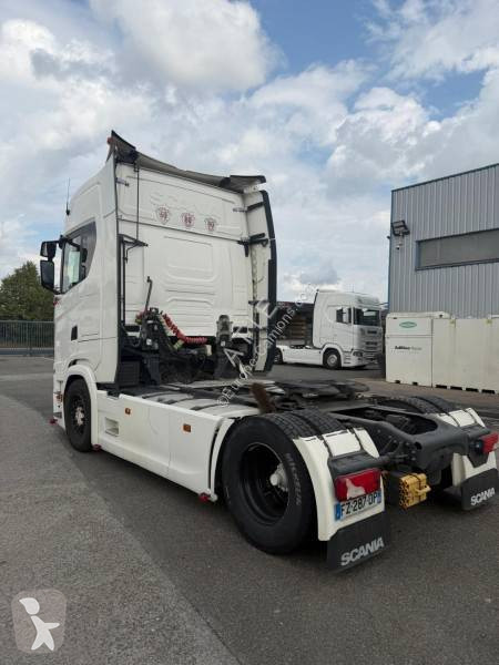 جرار Scania