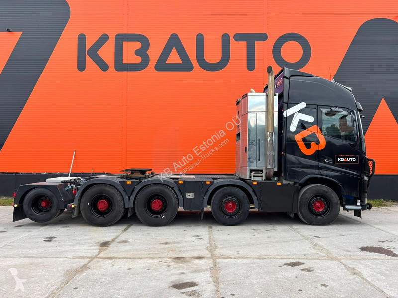 جرار Volvo 750 10x4 GCW 185 ton / GLOBE XL /...