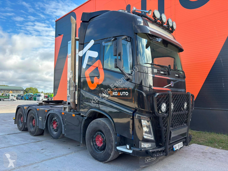 جرار Volvo 750 8x4 GCW 185 ton / GLOBE XL /...