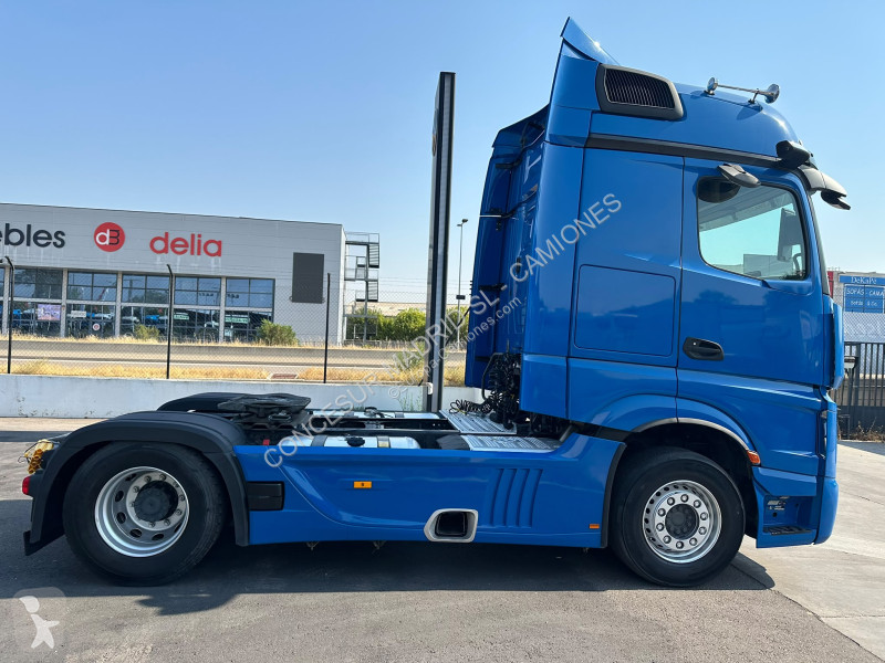 Cap tractor Mercedes  1848 LS