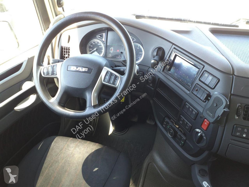 Tracteur DAF XF  FT 4X2