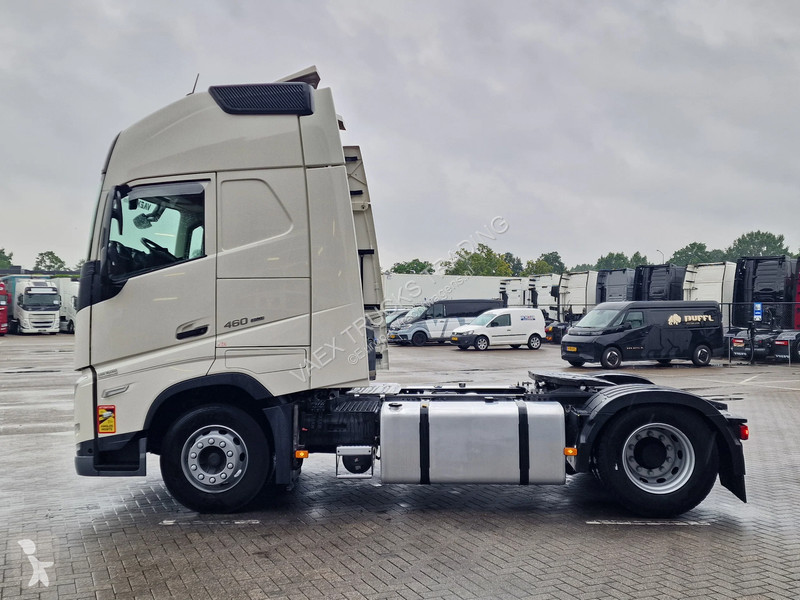 Tracteur Volvo 13460 Globetrotter XL 4x2 - I...