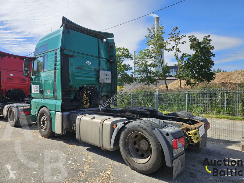Cap tractor MAN 18.440