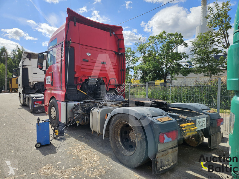 Cap tractor MAN 18.440