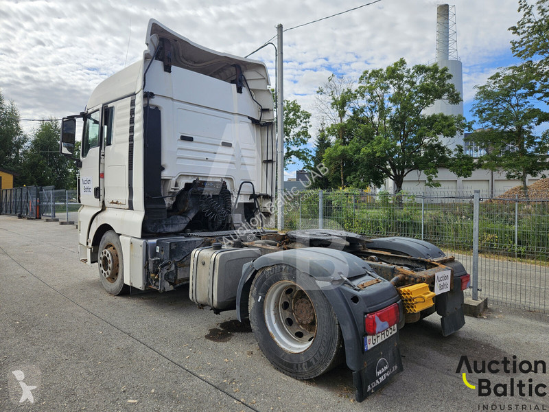 Cap tractor MAN 18.440
