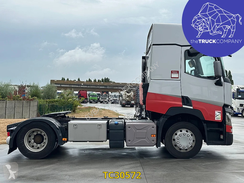 Тягач Renault T 460