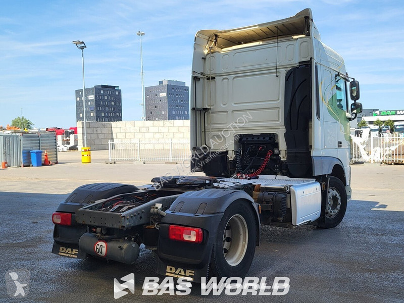 Cap tractor DAF 440