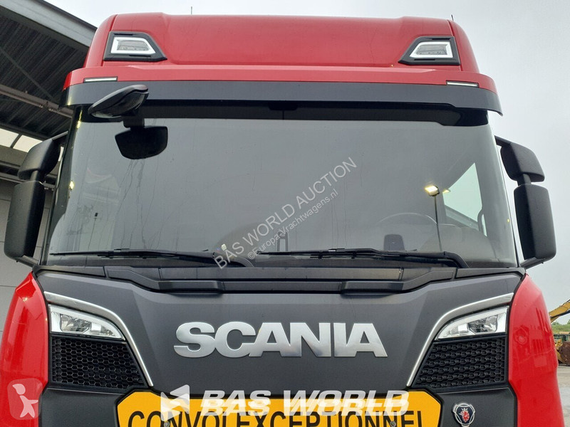 Tracteur Scania 590