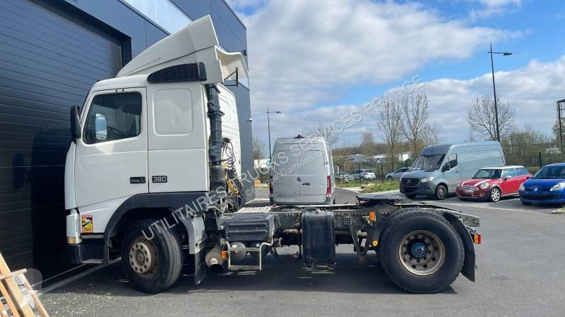 Cabeza tractora Volvo