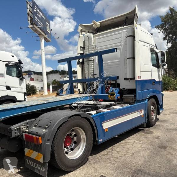 Cabeza tractora Volvo