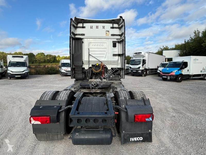 Cabeza tractora Iveco LNG