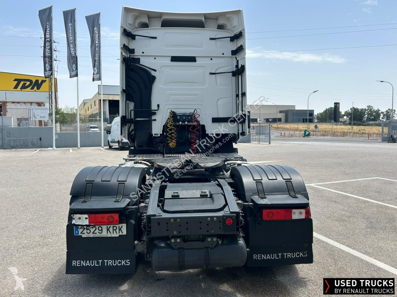 Cabeza tractora Renault