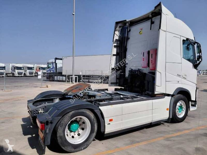 Cabeza tractora Volvo