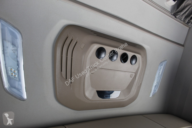 Tratores DAF XG  FT 4X2