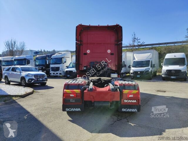 Tratores Scania - 490