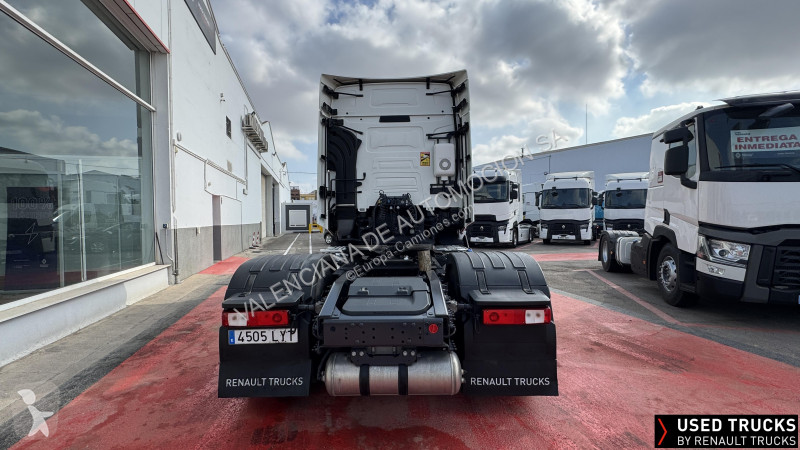 Cabeza tractora Renault