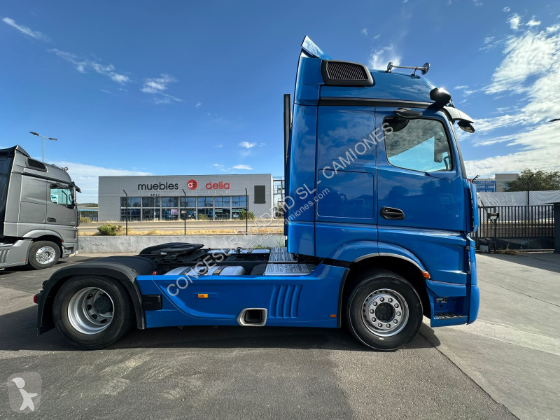Cabeza tractora Mercedes  1848 LS